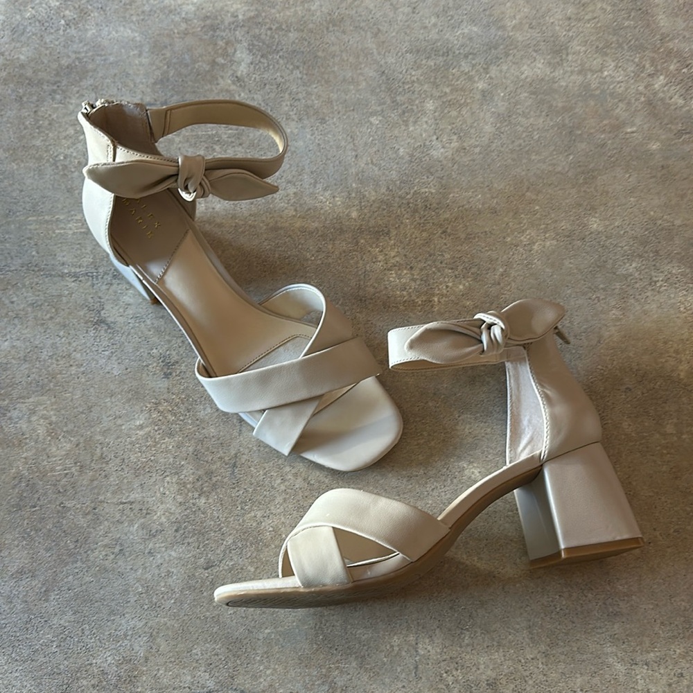 Womens Alex Marie heels size 10W